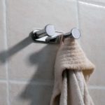 Κρεμάστρα 2 Αγκίστρων LANGBERGER Χρωμέ - Image 2