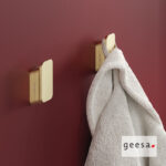 Άγκιστρο μπάνιου μονό medium Shift Geesa Brushed Gold - Image 2