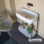 Έπιπλο μπάνιου Laila 2703-NROP με ράφι 2710-300, Χωρίς Νιπτήρα Scarabeo